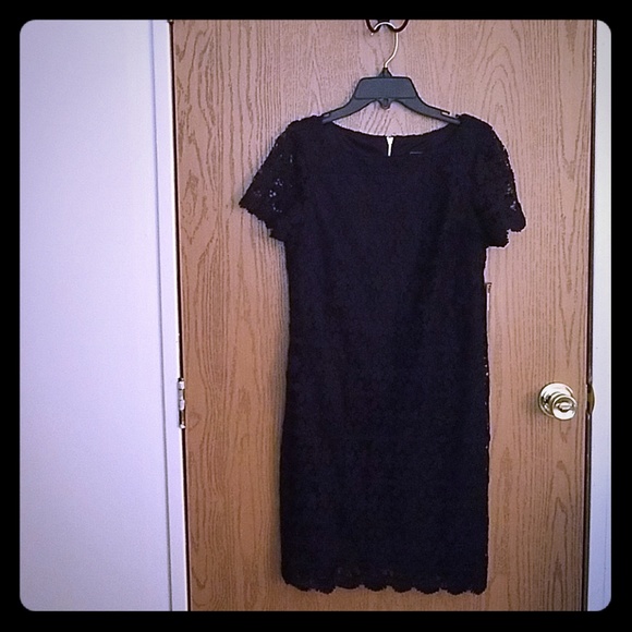 Dress - Picture 1 of 1